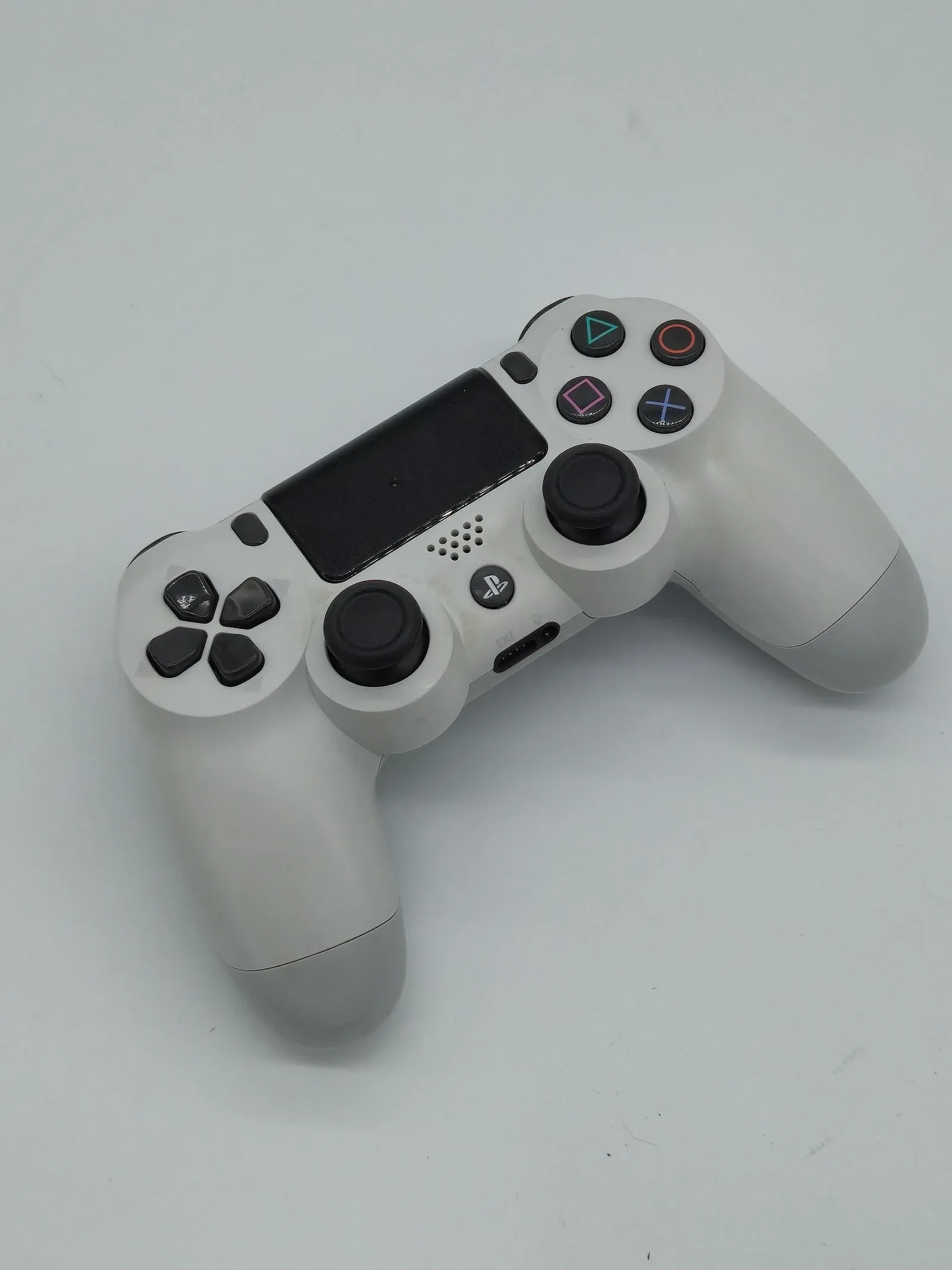 DualShock 4 Glacier White original de Sony para PlayStation 4